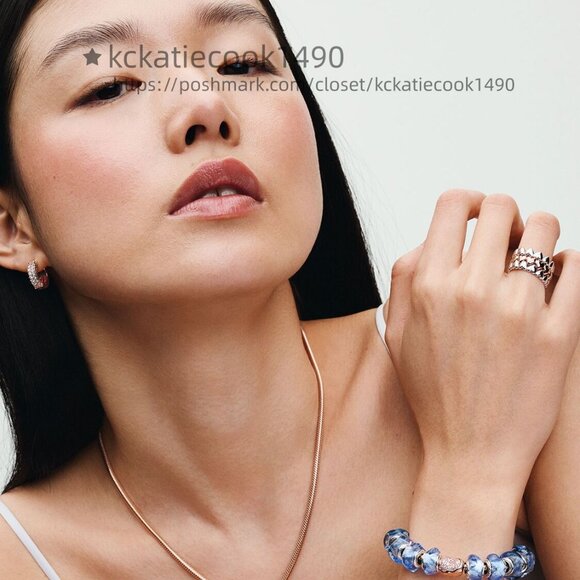 Pandora Sparkling Melting Heart Charm - Picture 5 of 5